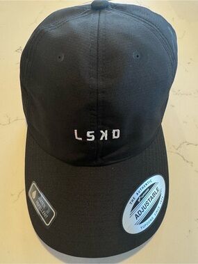 LSKD adjustable baseball cap. NWT